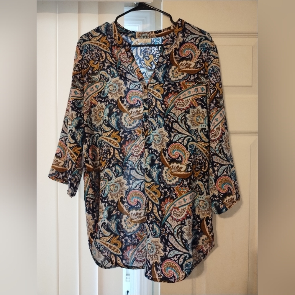 Antilia Femme Rhinestone High Low Blouse Size Large Lightweight